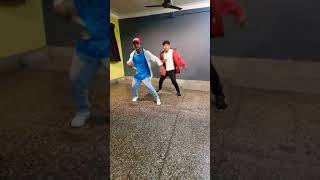 Gila Gila Gila Dil Gila  Dance Video [upl. by Aihsyla]