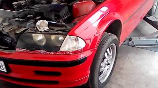 BMW E46 318I HOW TO CHANGE OIL AND OIL FILTER [upl. by Eidnalem]