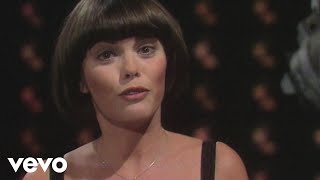 Mireille Mathieu  Der Zar und das Maedchen Galaabend der Starparade 28081975 VOD [upl. by Tillo]