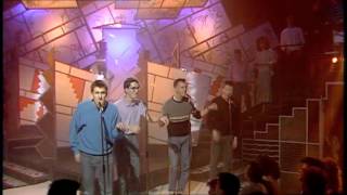 The Housemartins Caravan Of Love TOTP2 [upl. by Phionna]