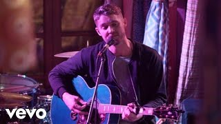 Brett Young  In Case You Didnt Know Live Acoustic [upl. by Leta]