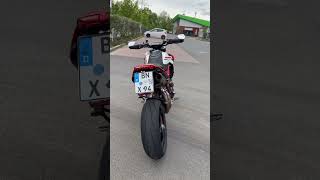 Hypermotard 950 SP Austin Racing RS22 [upl. by Ainimre]