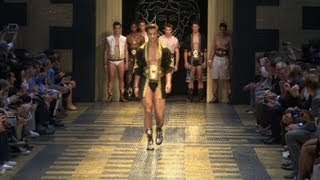 Milan  Versace Homme PrintempsEté 2013 [upl. by Hahseram388]