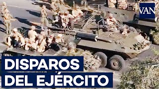 El Ejército chileno reprime una manifestación con disparos [upl. by Ahsurej305]