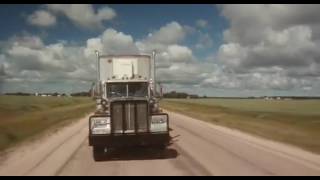 Assistir Filme Trucks  Comboio do Terror Dublado [upl. by Yroc]