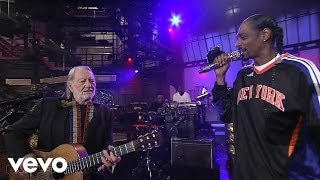 Snoop Dogg  Superman Live on Letterman ft Willie Nelson [upl. by Rikki]