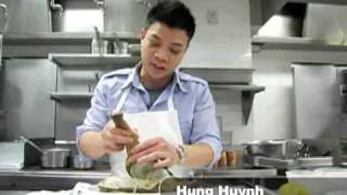 Top Chef Shows How to Cook a Geoduck [upl. by Brosine]