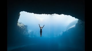 Anna freediving Deans Blue Hole [upl. by Ynned]