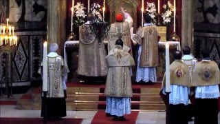 Liturgical comparison Orthodox vs Catholic [upl. by Kaasi]