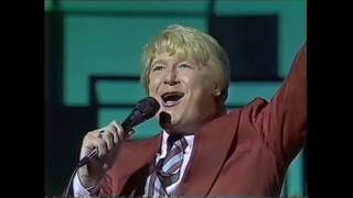 JOE LONGTHORNE THE ENTERTAINERS ITV 1983 [upl. by Hnaht]