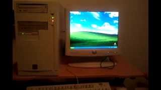 Windows XP On Dual Pentium Pro 200 MHz [upl. by Eleaffar]