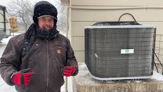 Heat pump operation and defrost explained live in heat mode [upl. by Benji]