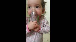 Nebül nebulizer nebulizatör çocuk örnek kullanım videosu korkacak bişey de yok buhar alan bebek [upl. by Demmahom]