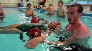 How to rescue unconscious drowning victims [upl. by Inoliel119]