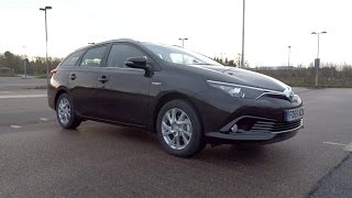 2016 Toyota Auris Touring Sports 18 VVTi Hybrid Icon StartUp and Full Vehicle Tour [upl. by Nicolai]