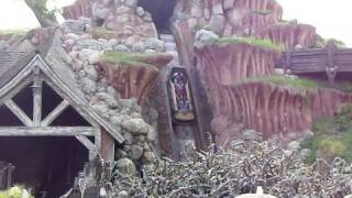 Splash Mountain HD POV Disneyland California [upl. by Aydiv528]