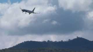 B757 Landing and goaround Tegucigalpa [upl. by Silvestro]