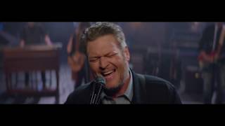 Blake Shelton  God’s Country Live from The Soundstage Sessions [upl. by Hepsiba235]