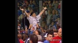 MARADONA TORNA A NAPOLI DOPO 14 ANNI [upl. by Nirmak]