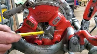 How to thread pipe on a Ridgid 300 [upl. by Weitman]