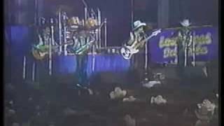 Los Tigres Del Norte  Rosita De Olivo En Vivo 1988avi [upl. by Bauer]