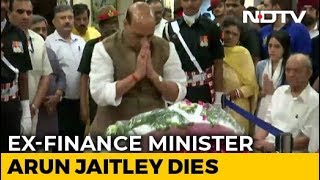 BJP Leaders Mourn Former Union Minister Arun Jaitleys Death [upl. by Aerdnek]