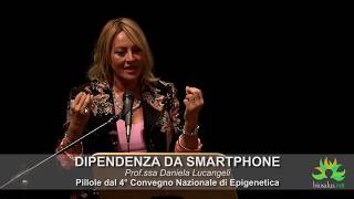 Dipendenza da Smartphone  Daniela Lucangeli [upl. by Vina]