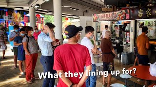 SINGAPORE HAWKER CENTRE TOUR  TANGLIN HALT FOOD CENTRE [upl. by Etheline]