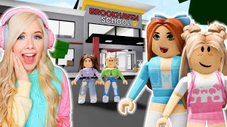 MEETING MY BEST FRIEND AT SCHOOL IN BROOKHAVEN ROBLOX BROOKHAVEN RP [upl. by Stanly]